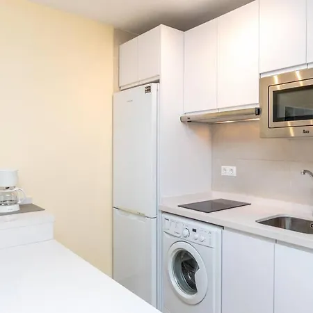 New 1br Centre Appartement Fuengirola