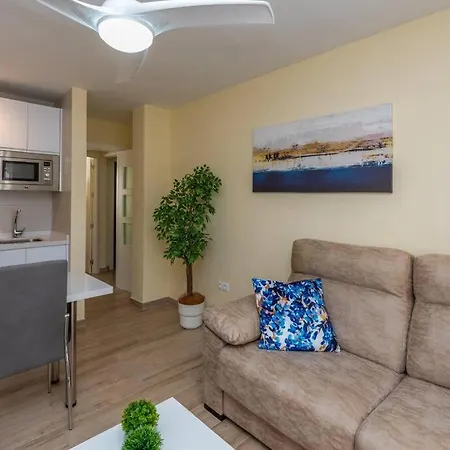New 1br Centre Fuengirola